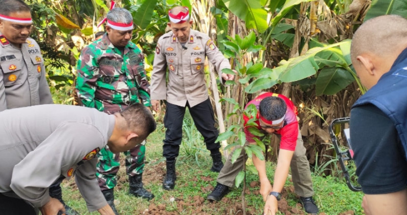 Media Budaya Indonesia | Penanaman Pohon Dalam Rangka HUT RI ke-78 di ...