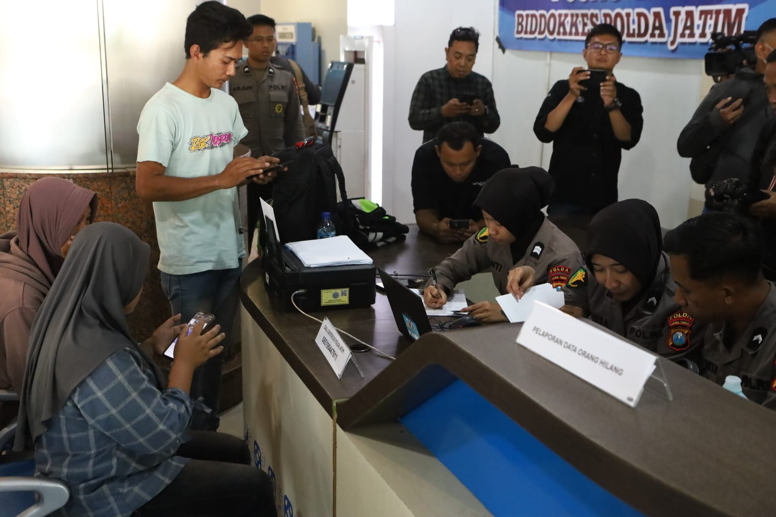Polres Pelabuhan Tanjung Perak Gerak Cepat, Dirikan Posko Korban KM Virgo Transport 8
