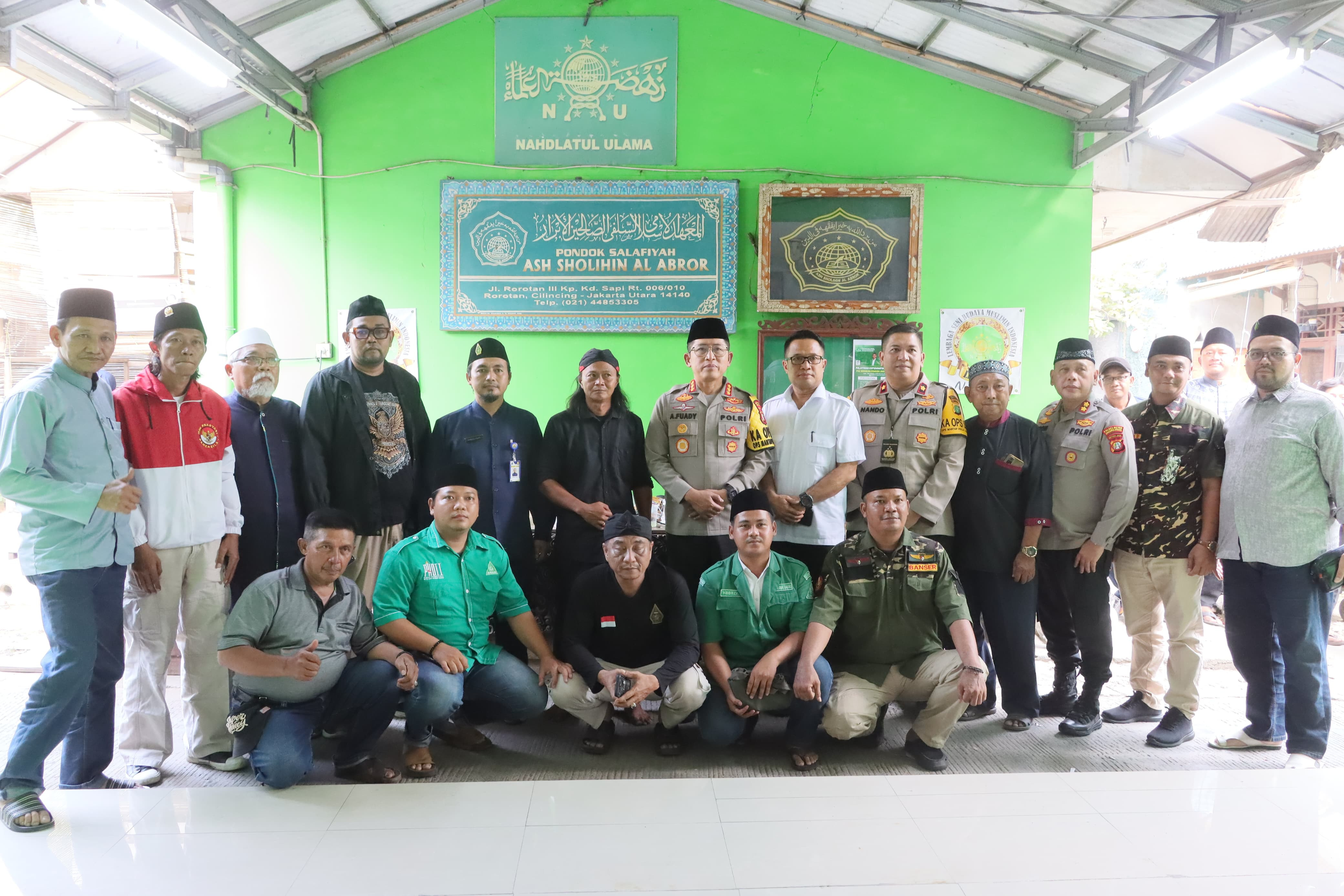 Kapolres Metro Jakarta Utara Silahturahmi di Yayasan Pondok Pesantren As Sholihin Al Abror