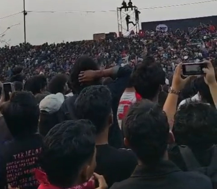 Ben Dongker Hadir di Kalibaru, Warga Minta Lebih Banyak Konser Digelar di Jakarta Utara