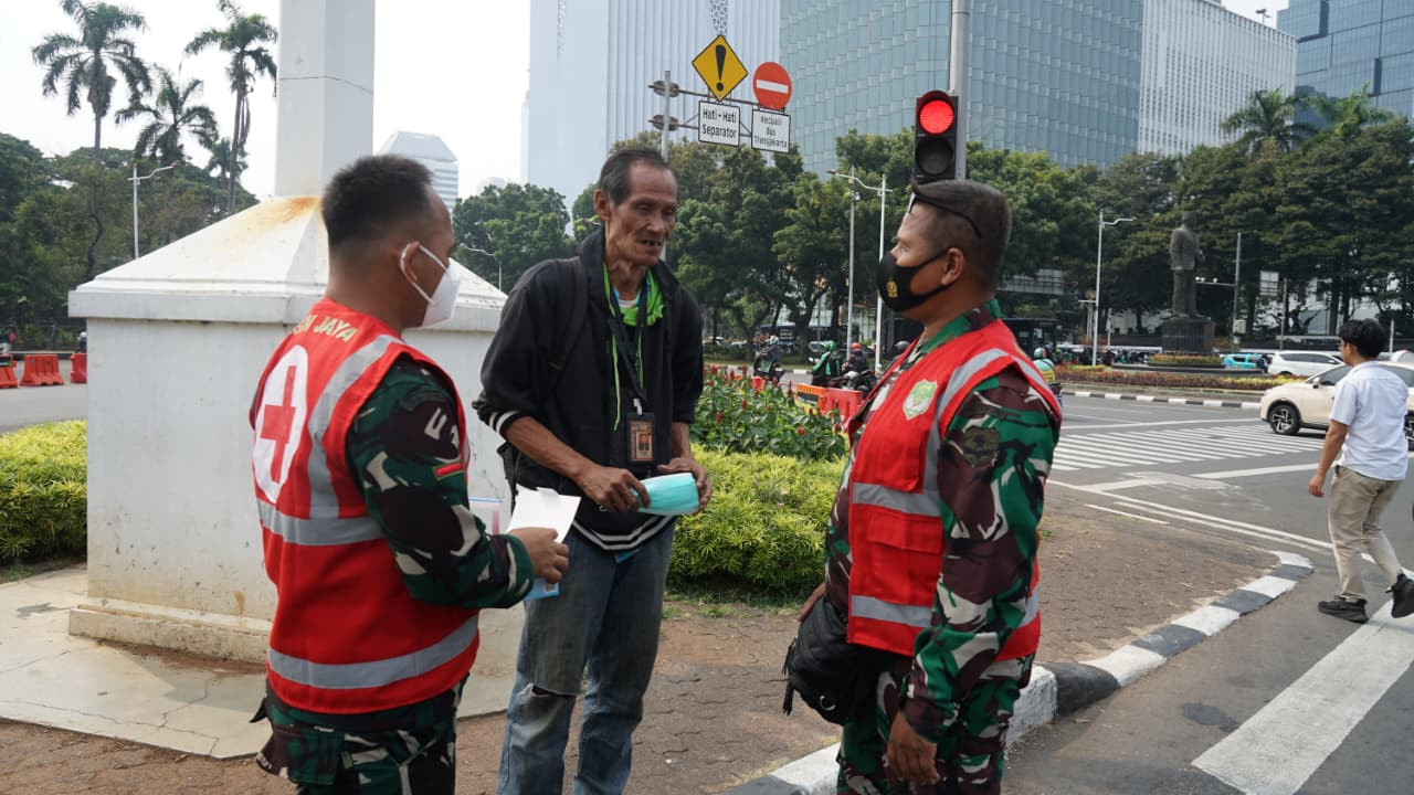 Antisipasi Dampak Abu Vulkanik Anak Krakatau, TNI-Polri Gelar Layanan Kesehatan Gratis
