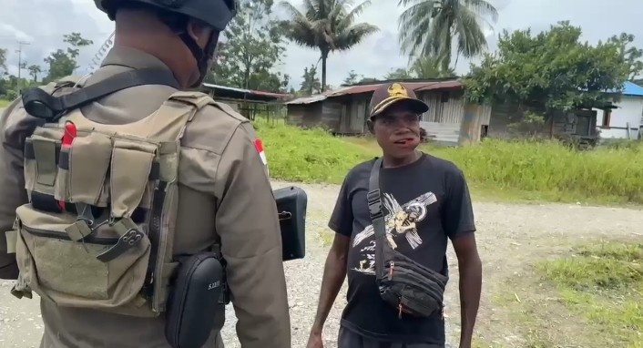 Ditembak Saat Distribusi Air Bersih, Sopir Tangki Jadi Korban Aksi Kekerasan di Jalur Dekai–Lopon