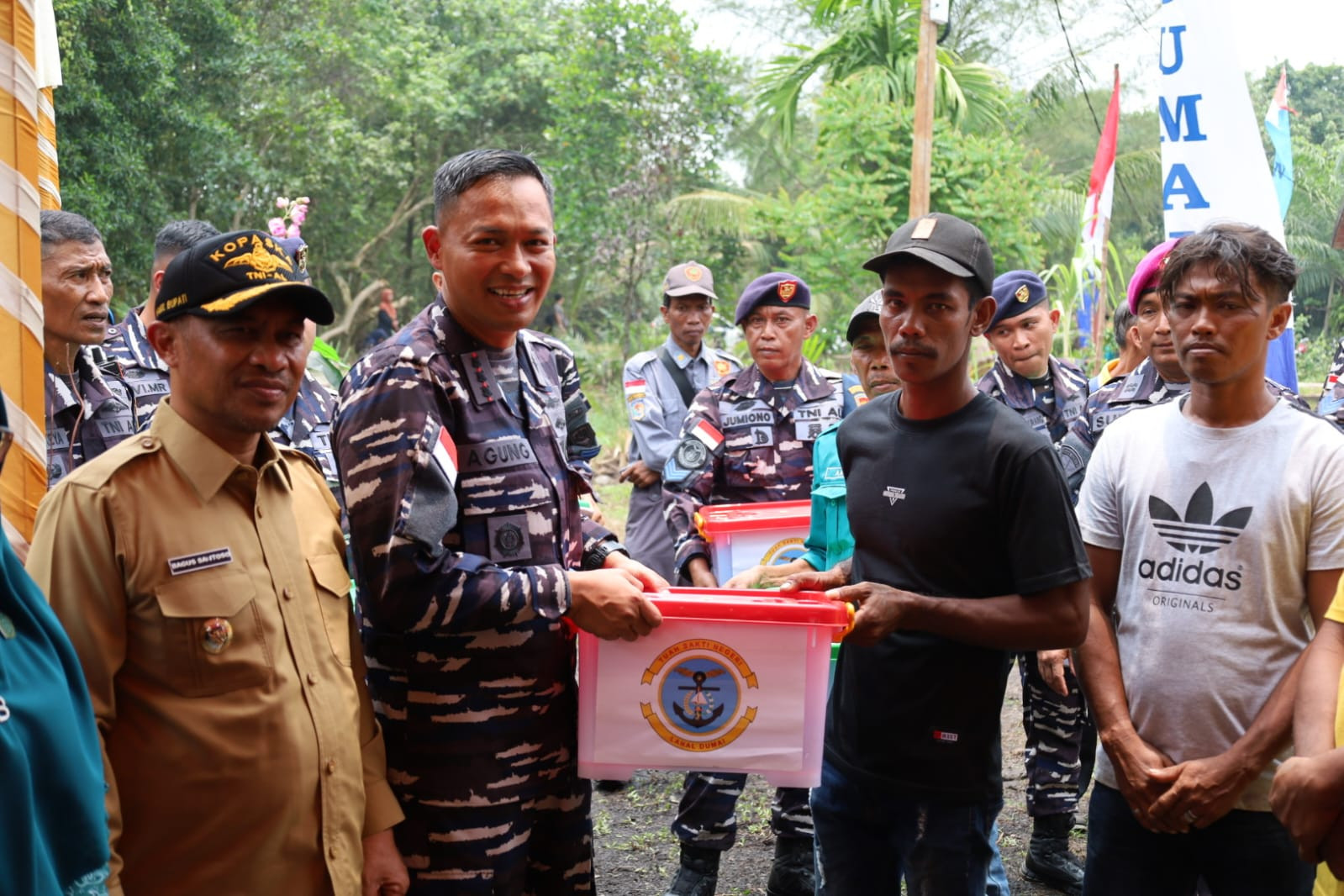 Pengabdian di Ujung Negeri, Lanal Dumai Hadir Menyapa Masyarakat Pulau Bengkalis