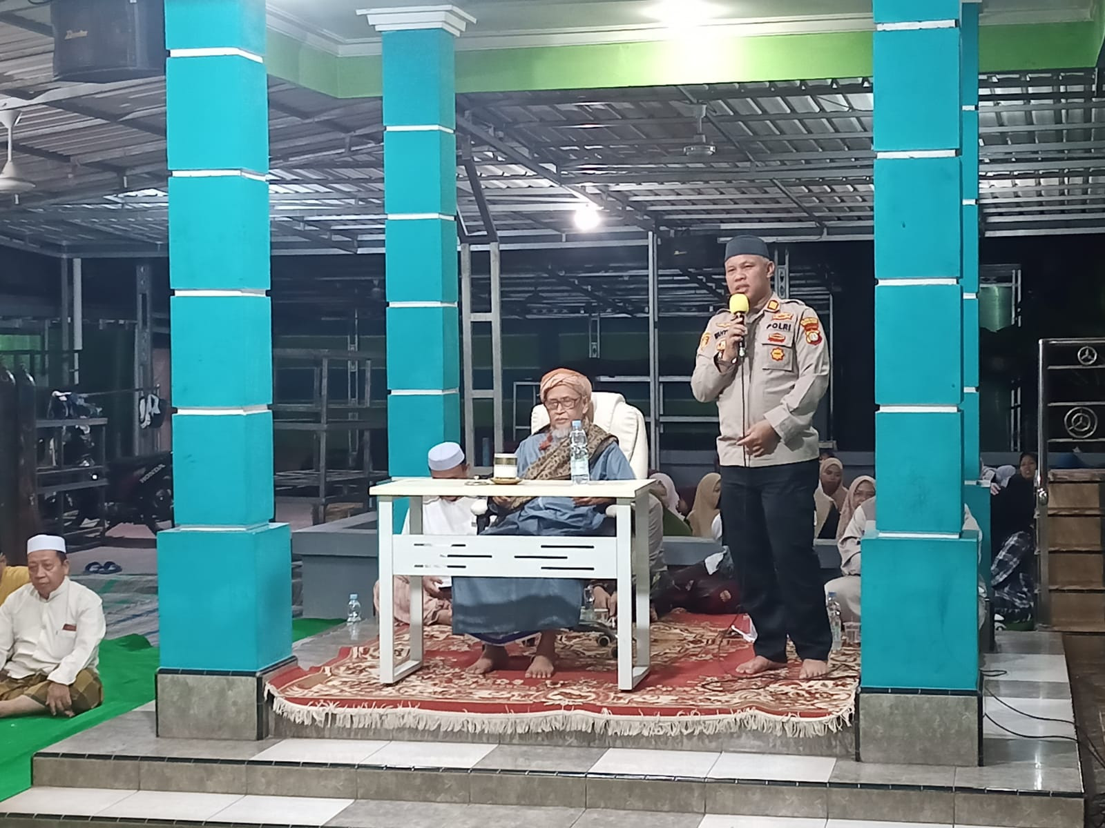 Silaturahmi Kamtibmas, Kapolsek Bekasi Barat Hadiri Pengajian As Salmaniyah