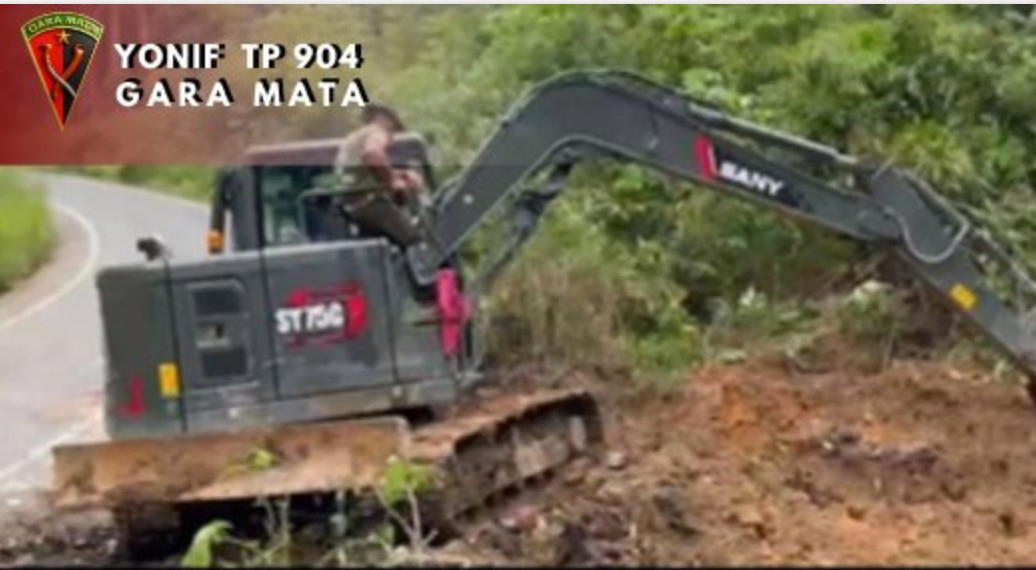 Wujud Nyata Kemanunggalan TNI - Rakyat, Jembatan Garuda di Kuta Pengkih Terus Dikebut