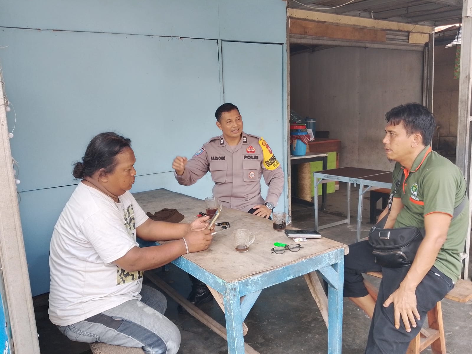 Antisipasi Gangguan Kamtibmas, Bhabinkamtibmas Polsek Bantargebang Gencarkan Patroli Dialogis di Mustikasari