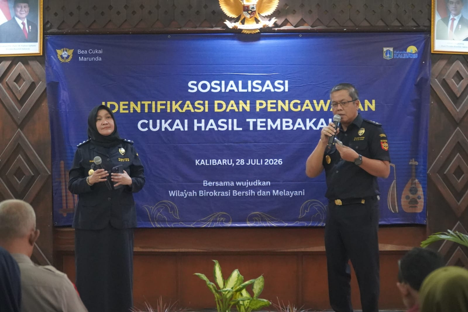Bea Cukai Marunda Ajak Warga Kalibaru Perangi Rokok Ilegal
