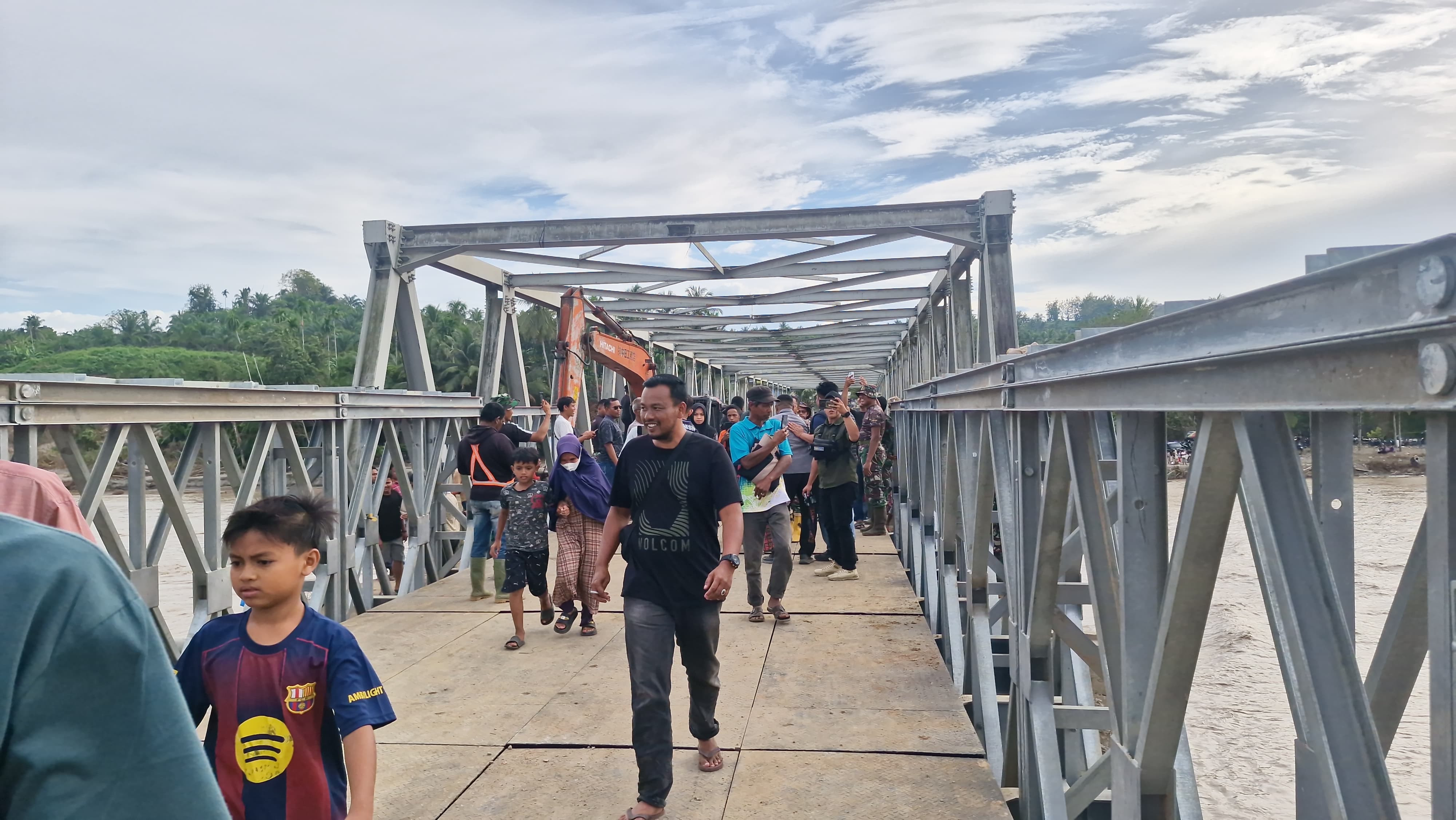 Akhir Penantian: Jembatan Bailey Teupin Mane Rampung, Aktivitas Warga Kembali Normal