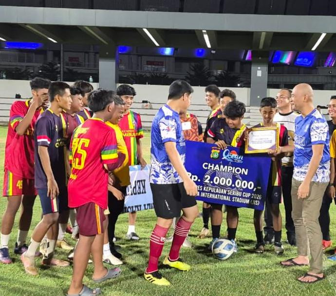 Polres Kepulauan Seribu Gelar Pertandingan Persahabatan Sepak Bola, Perkuat Sinergitas dengan Karang Taruna