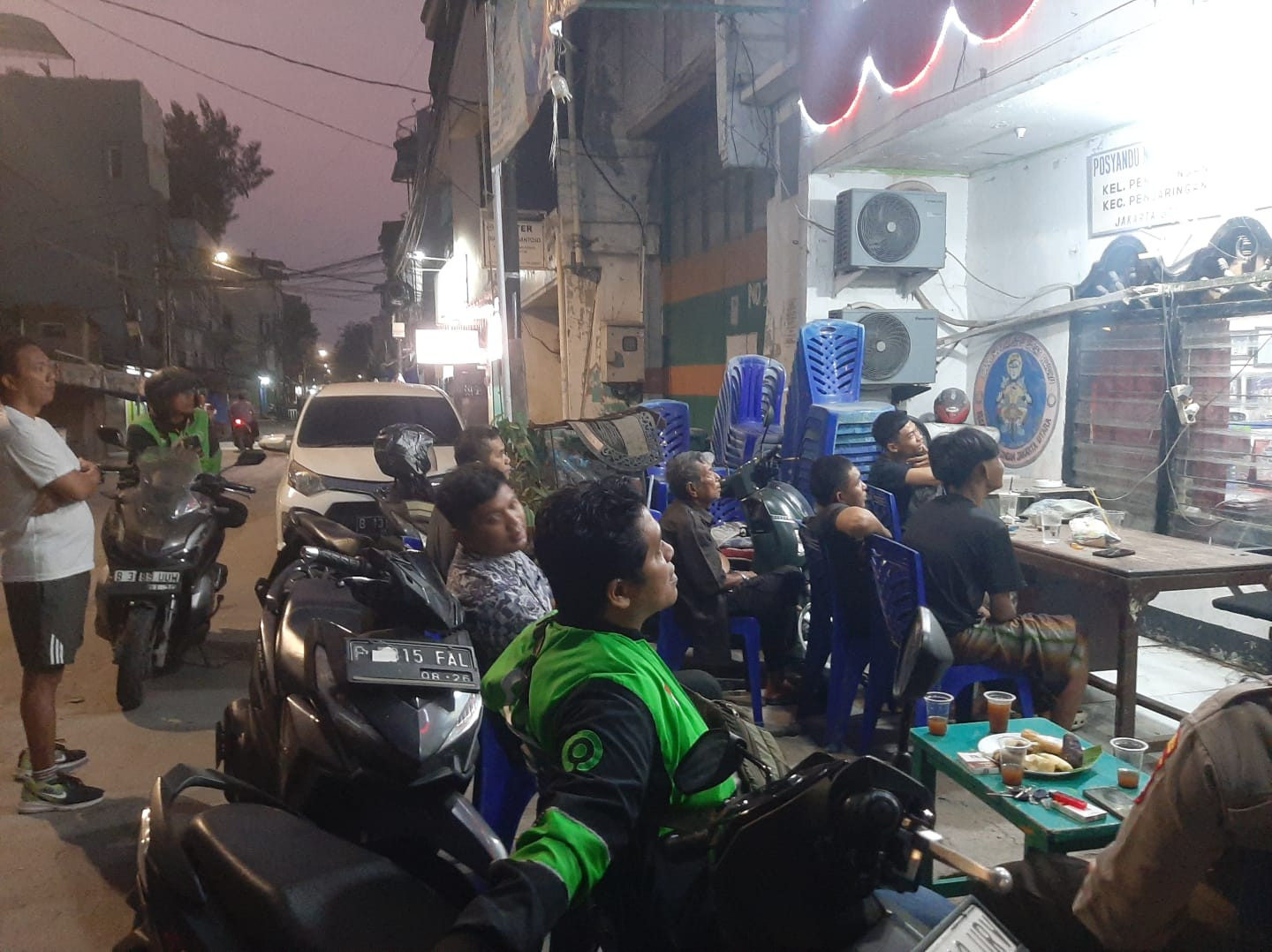 Polsek Metro Penjaringan Gelar Nobar Piala Dunia 2026 Bersama Warga, Perkuat Sabuk Kamtibmas