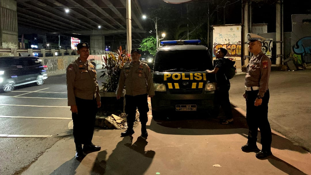 Polsek Bekasi Selatan Gelar Patroli Skala Besar, Perkuat Kondusivitas Kamtibmas Wilayah
