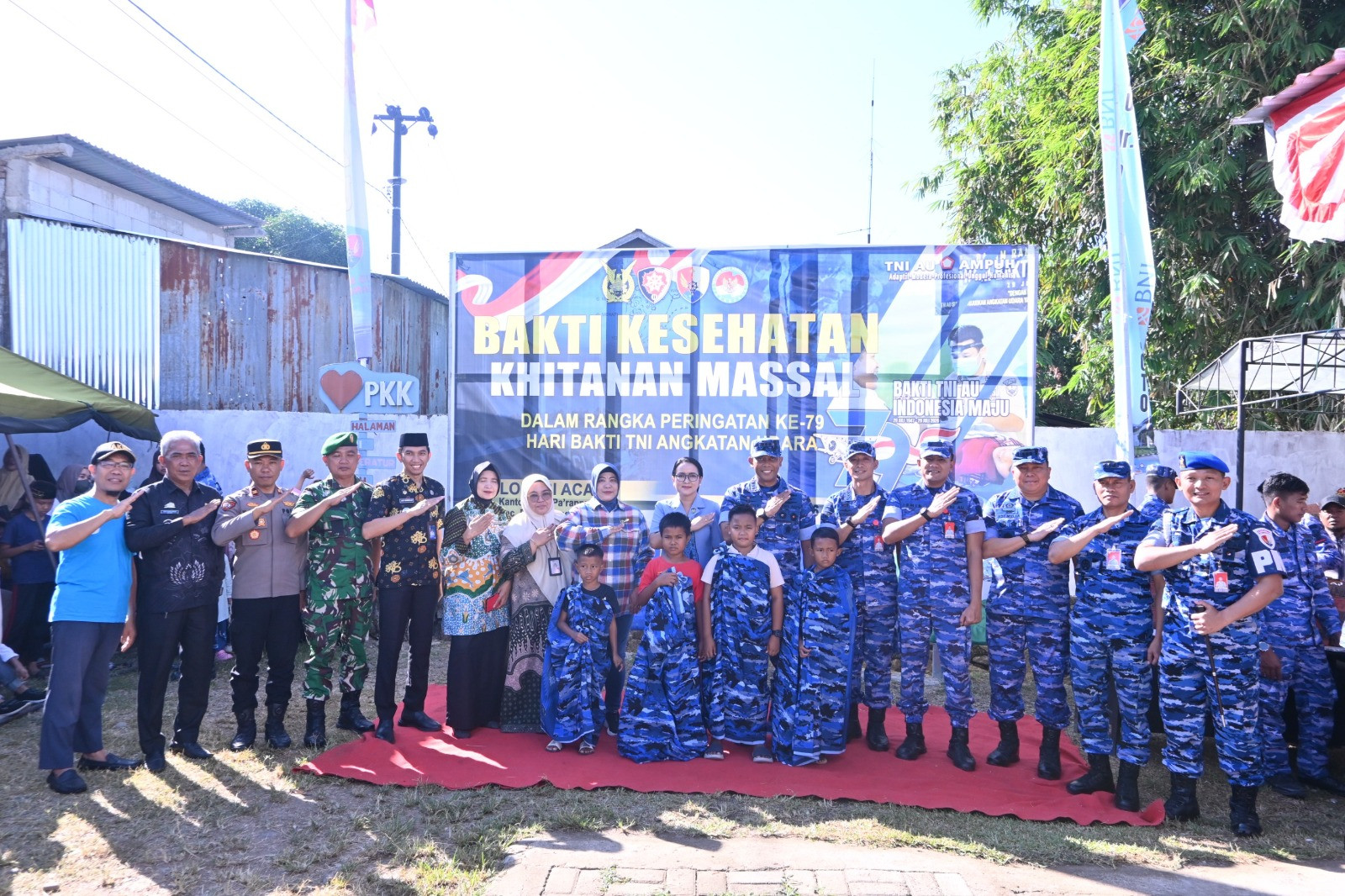 Lanud Sultan Hasanuddin Gelar Khitanan Massal Peringati Hari Bakti ke-79 TNI AU di Takalar