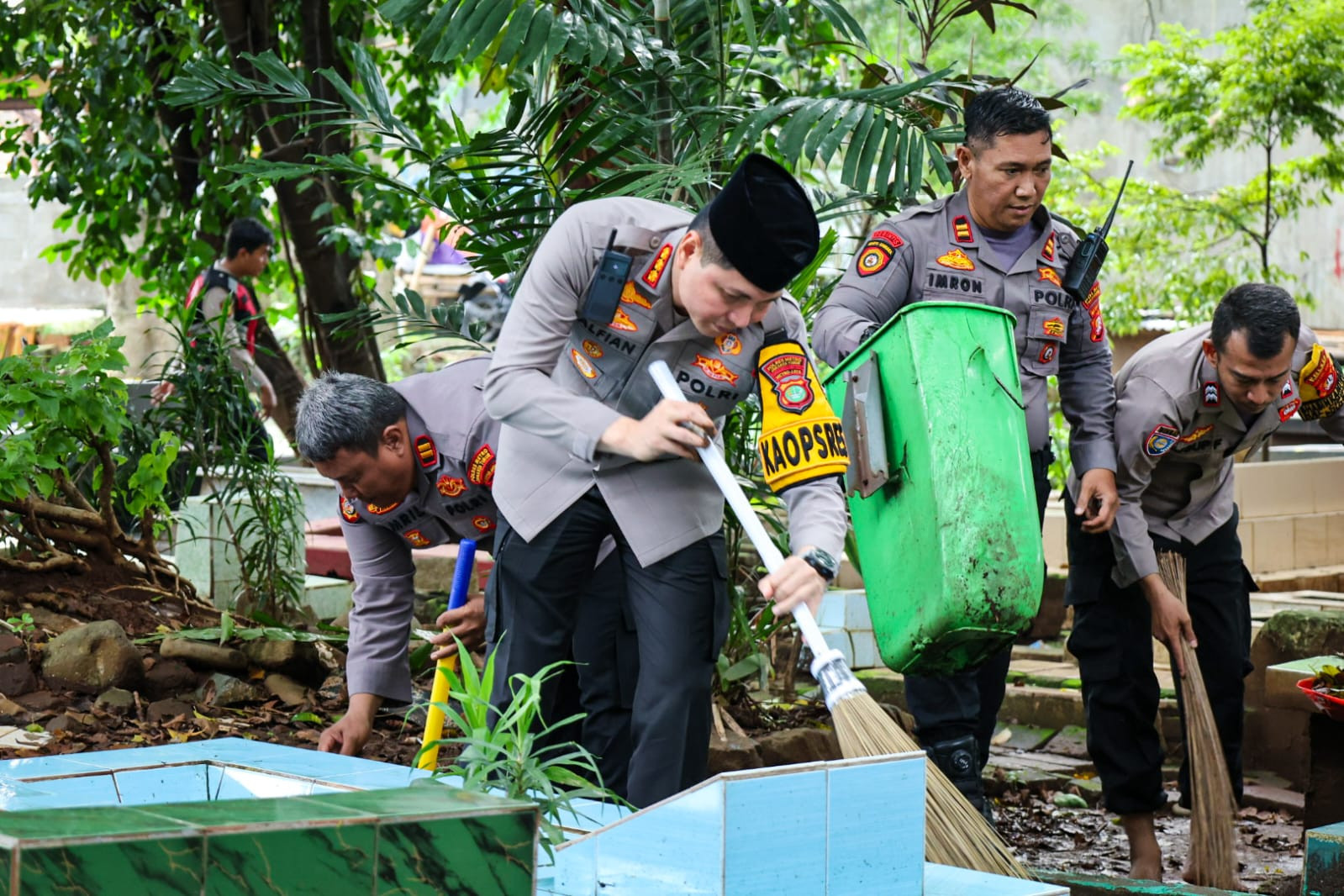 Ramadhan Penuh Kepedulian, Polres Metro Jakarta Timur Hadirkan Bang Jasri untuk Perkuat Kamtibmas dan Kebersamaan Umat