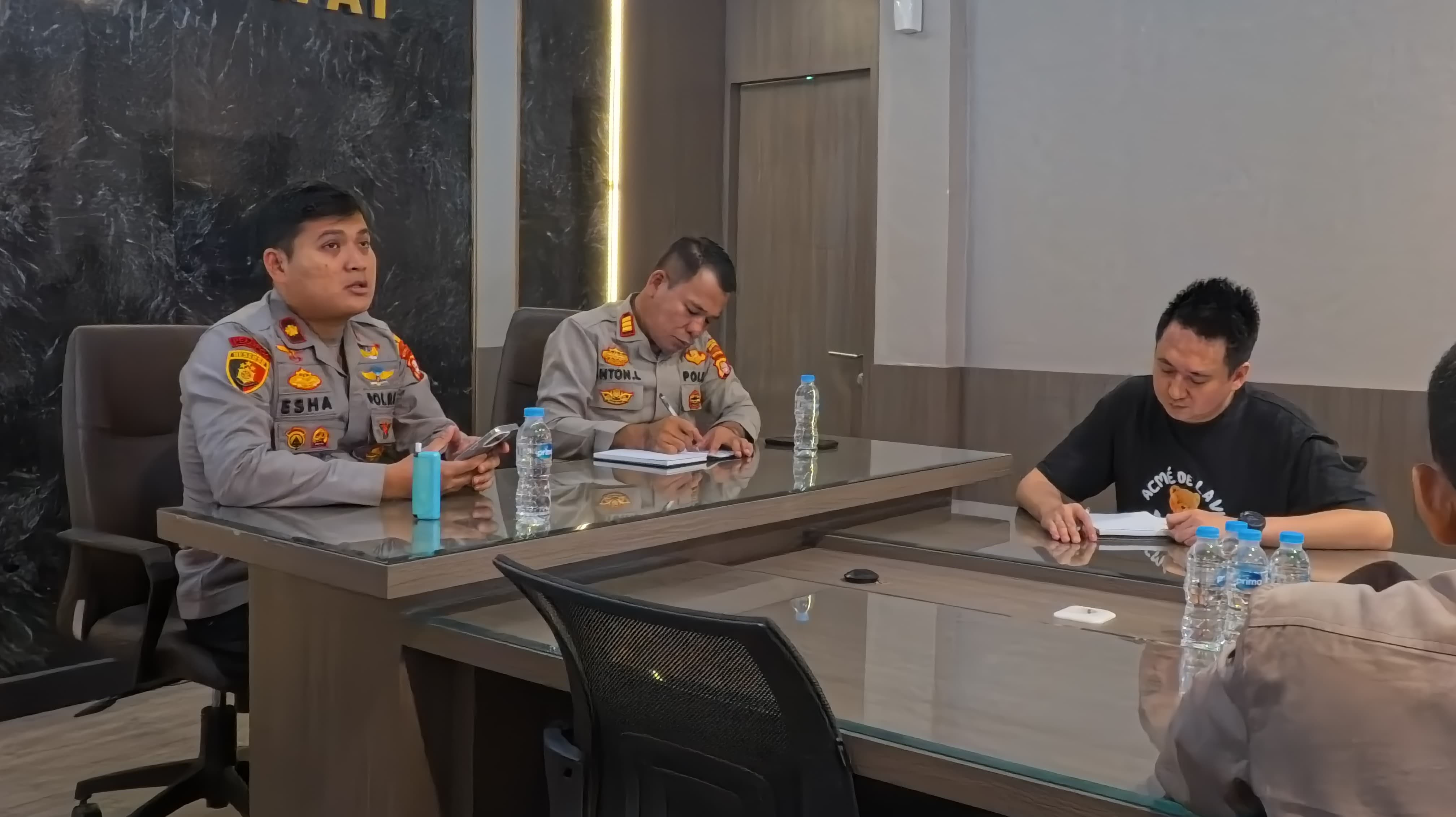 Polsek Kelapa Gading Ikuti Live Streaming Panen Raya Jagung Serentak Dan Launching Program Ketahanan Pangan Polri