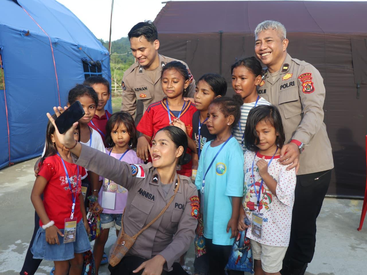 Lewat Belajar dan Bermain, Satgas Damai Cartenz Hadirkan Senyum Ceria Anak-anak Papua di Momen Paskah