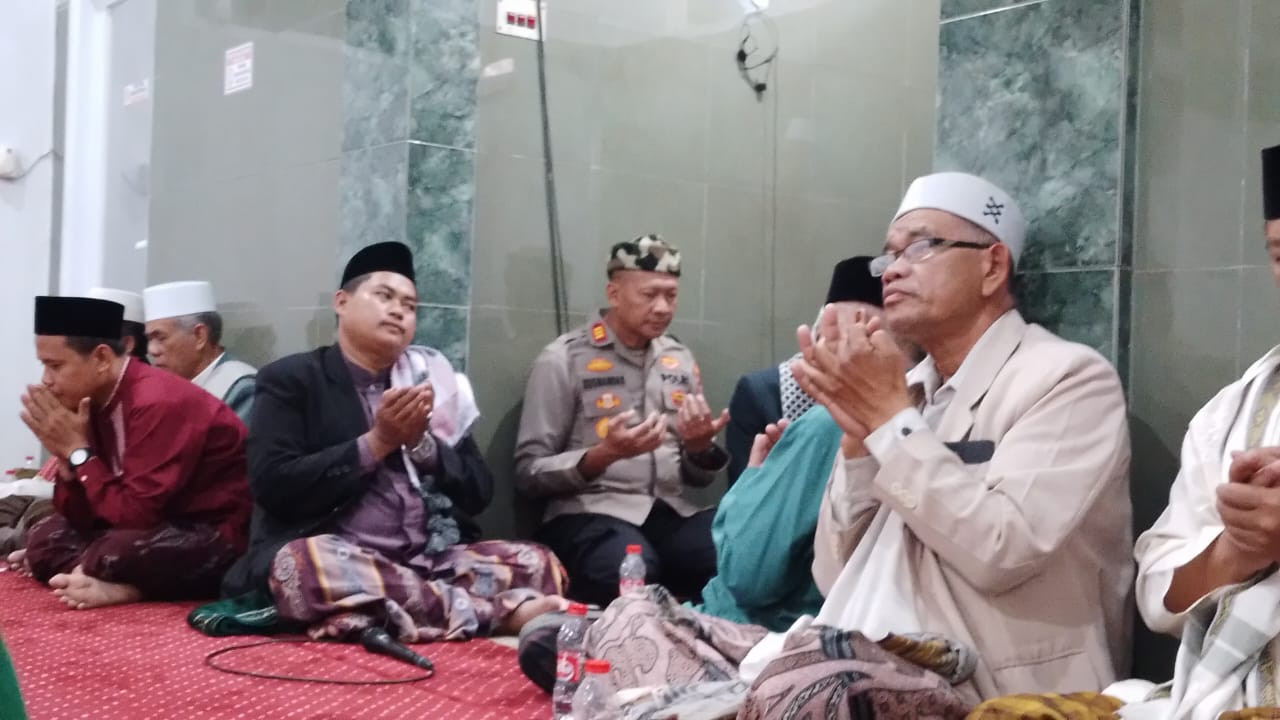 Wakapolsek Pondok Gede Hadiri Sholat Subuh Berjamaah dan Halal Bihalal Bersama Wakil Walikota Bekasi