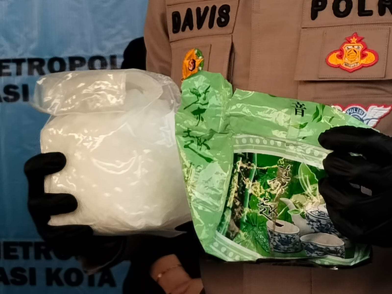 Satresnarkoba Polres Metro Bekasi Kota Tangkap Jaringan Pengedar Sabu, Sita 2 Kilogram Barang Bukti Diamankan