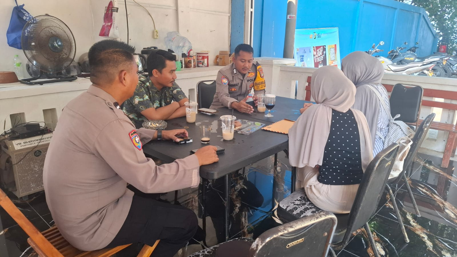 Bhabinkamtibmas Pulau Tidung Gelar Jakarta On The Spot, Sosialisasikan Layanan Polri 110 dan Ajak Warga Jaga Kamtibmas