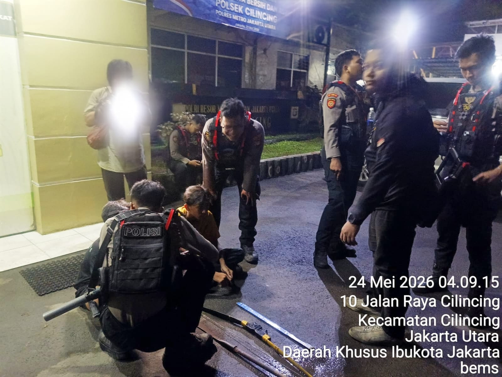 Polsek Cilincing Intensifkan Patroli Malam, Dua Remaja dan Sajam Diamankan