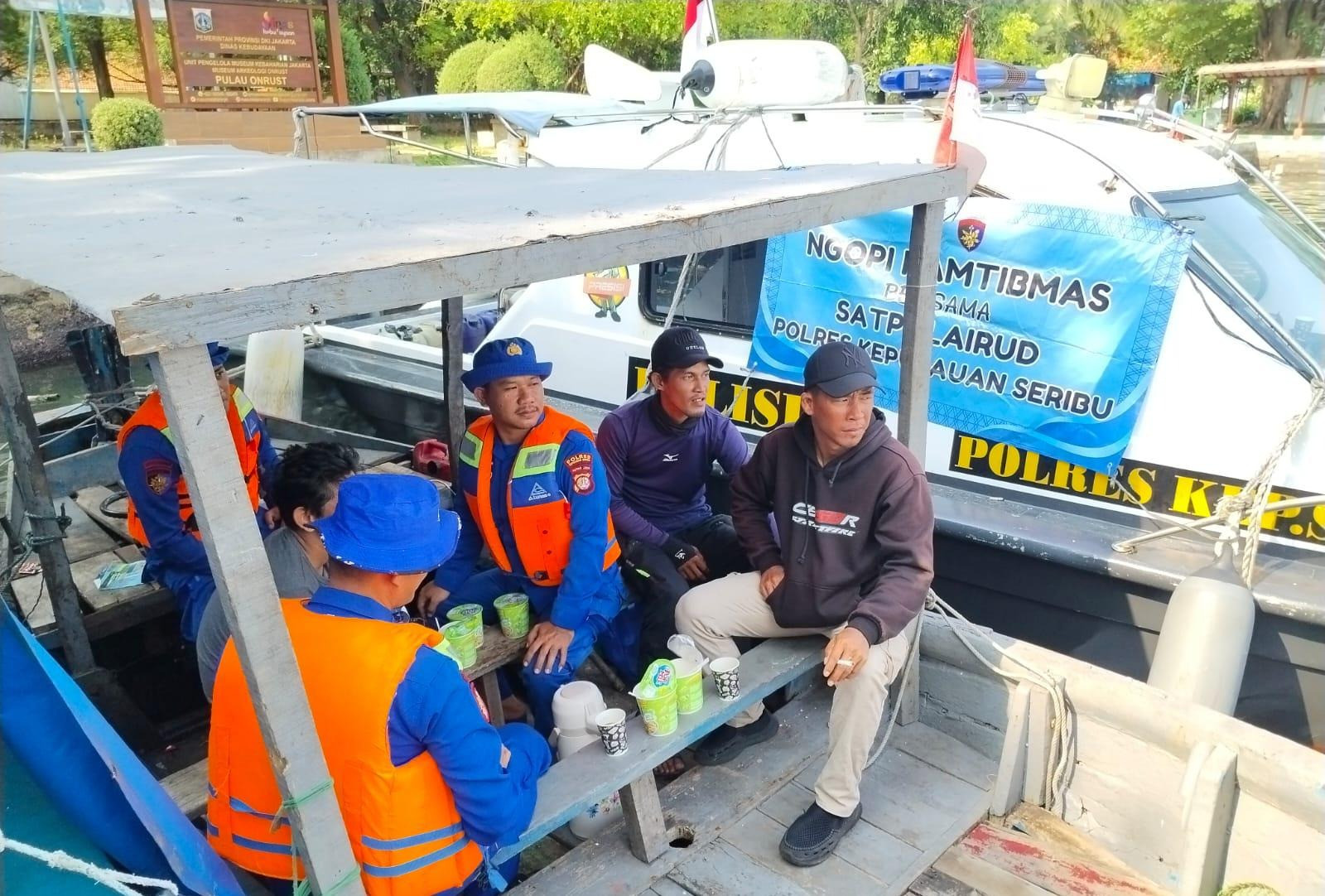 Ngopi Kamtibmas Satpolairud Polres Kepulauan Seribu, Pererat Kedekatan dengan Nelayan dan Jaga Keamanan Laut