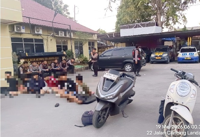 Polisi Gagalkan Dugaan Tawuran di Cilincing, Tujuh Orang Diamankan Bersama Tiga Senjata Tajam