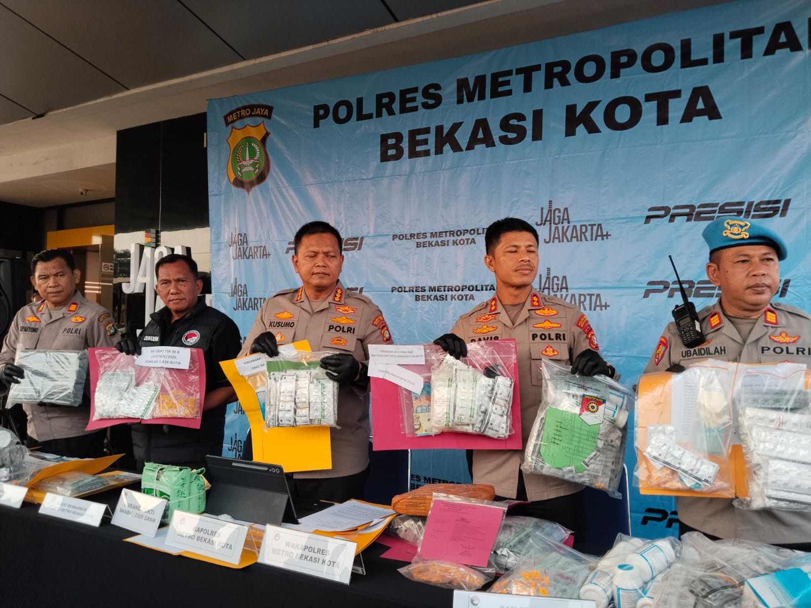 Polres Metro Bekasi Kota Ungkap 102 Kasus Narkotika dan Obat Keras, 121 Tersangka Diamankan