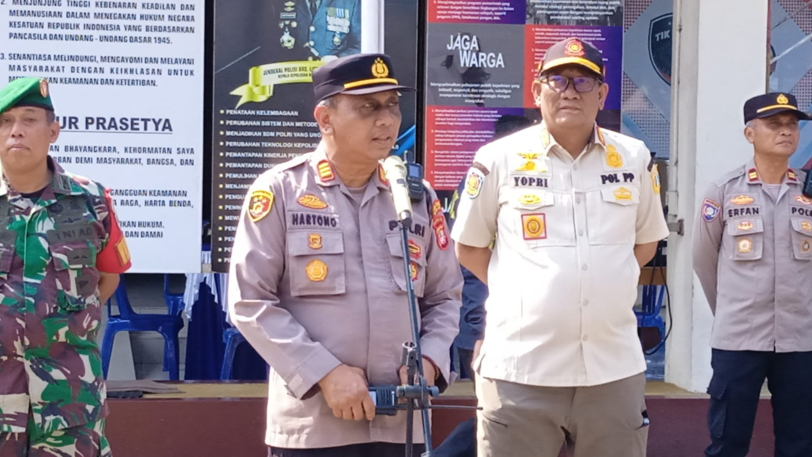 Polsek Koja Kerahkan 45 Personel Gabungan Amankan Nobar Persija vs Persib