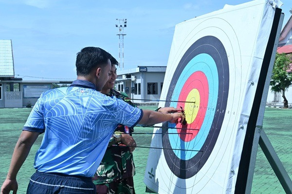 Meriah dan Penuh Kebersamaan, Lomba Panahan Warnai HUT ke-80 TNI AU di Lanud Sjamsudin Noor