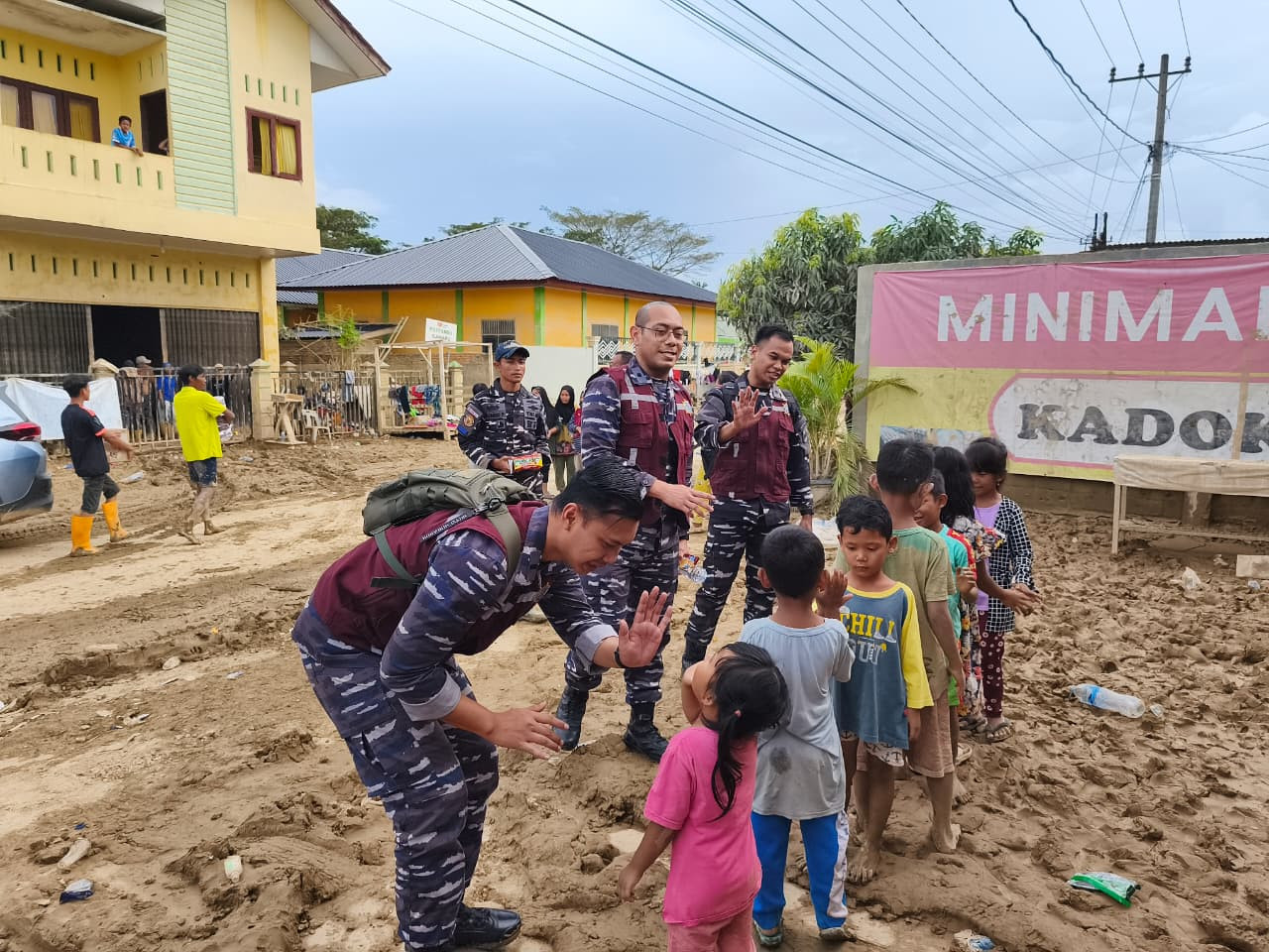 Satgas Kodaeral I Hadirkan Tim Psikologi TNI AL Untuk Pemulihan Trauma Korban Bencana