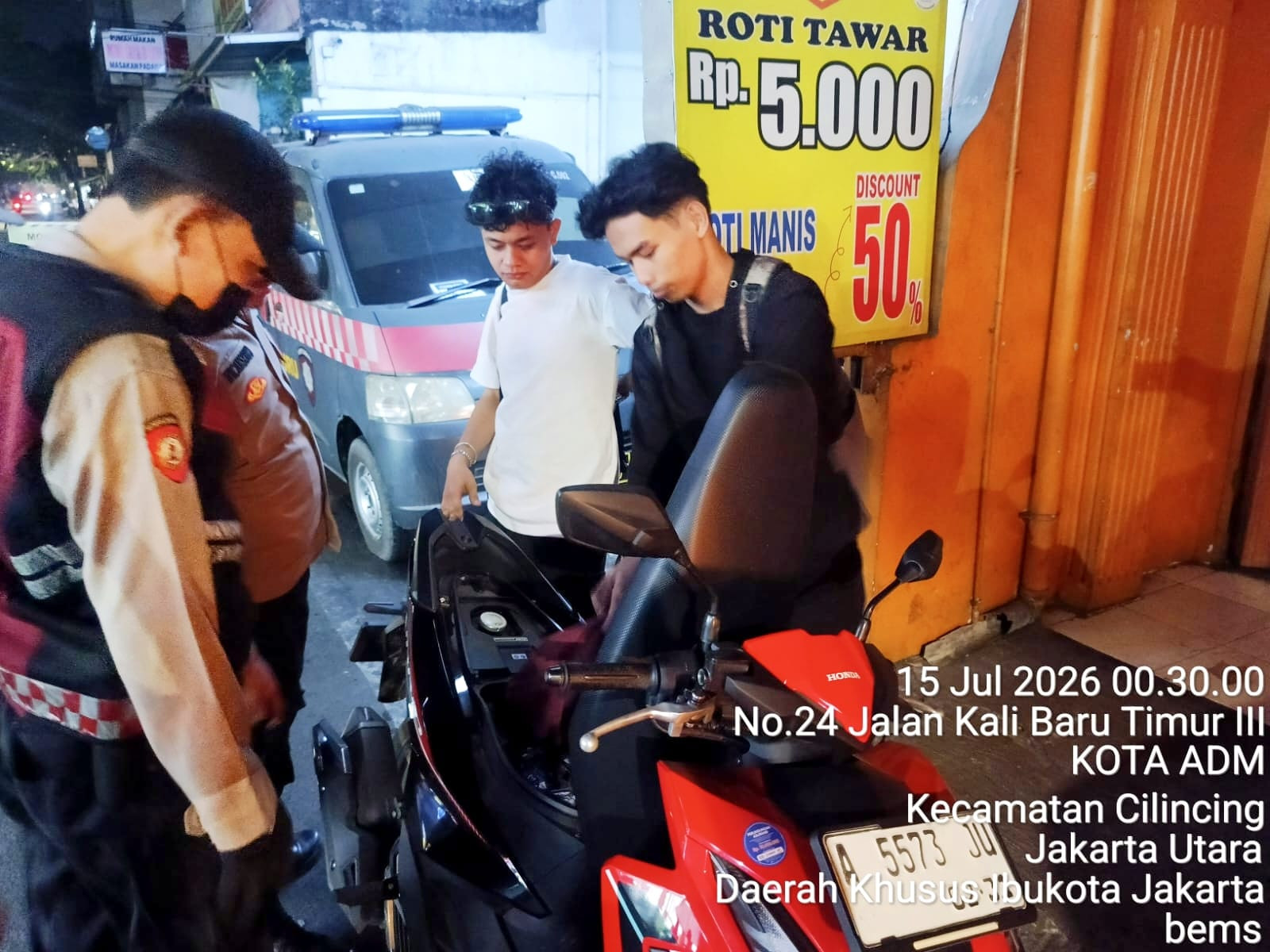 Polsek Cilincing Perketat Pengamanan Malam Lewat Patroli KRYD dan Razia Stasioner, Cegah Tawuran dan Kejahatan Jalanan