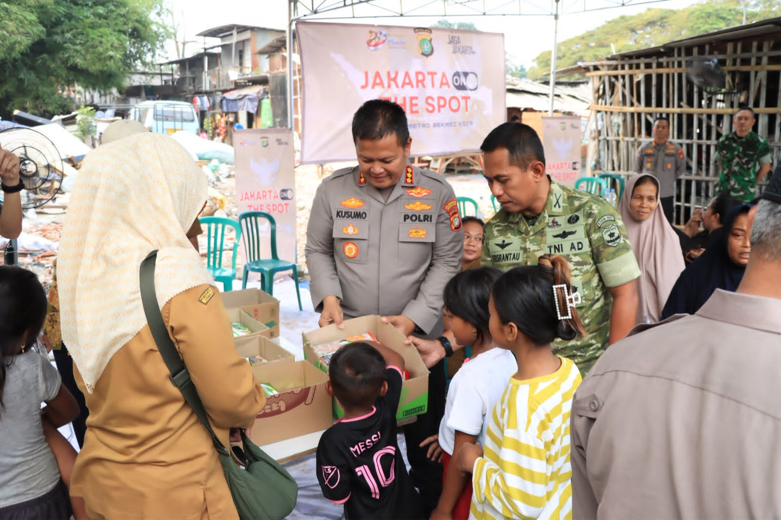 Lewat Jakarta On The Spot, Kapolres dan Dandim Serap Keluhan Warga Perbatasan Sembari Cengkerama Bersama Anak-anak