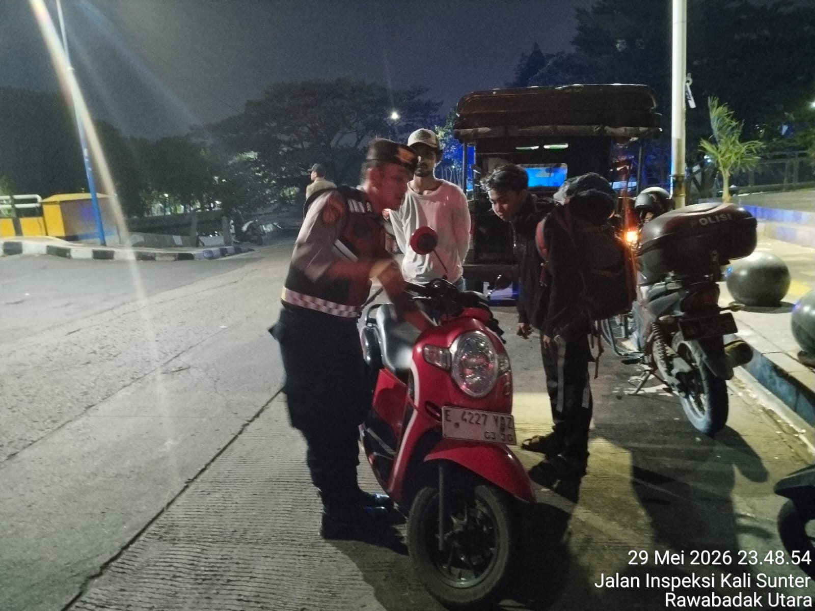 Cegah Tawuran dan Geng Motor, Polsek Koja Gelar Patroli KRYD, Tekan Kriminalitas Kejahatan Jalanan
