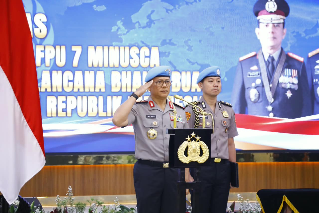 Wakapolri Pimpin Upacara Purna Tugas FPU 7 Minusca, 140 Personel Terima Penghargaan