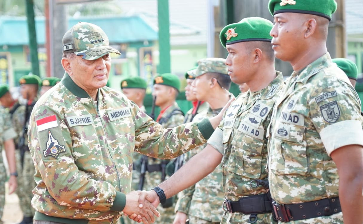 Kunjungan Menhan ke Yonif TP 881/Baratama Dharma, Perkuat Komitmen Jaga Perbatasan