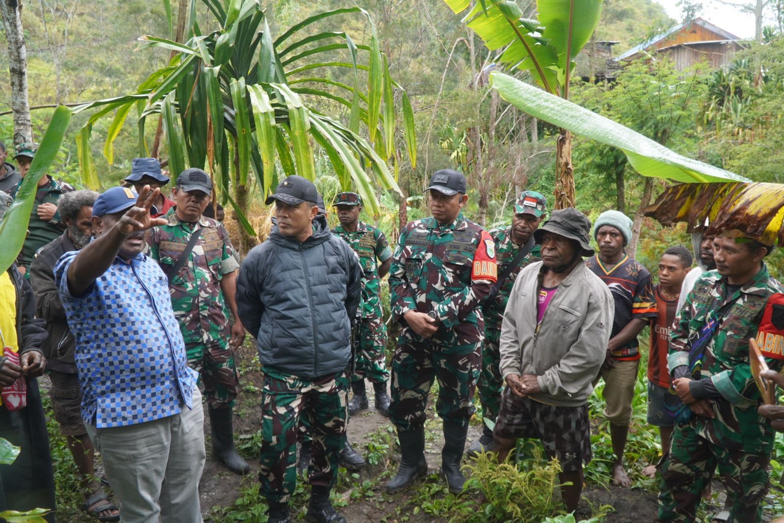 Karya Bakti Skala Besar Korem 172/PWY, Wujud Nyata Kehadiran TNI AD untuk Masyarakat Papua