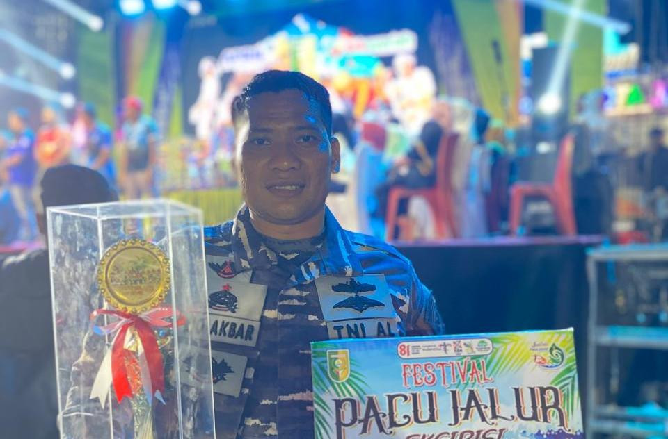 Raih Juara II Festival Pacu Jalur Nasional 2026, Prajurit Lanal Dumai Kembali Harumkan Nama TNI AL