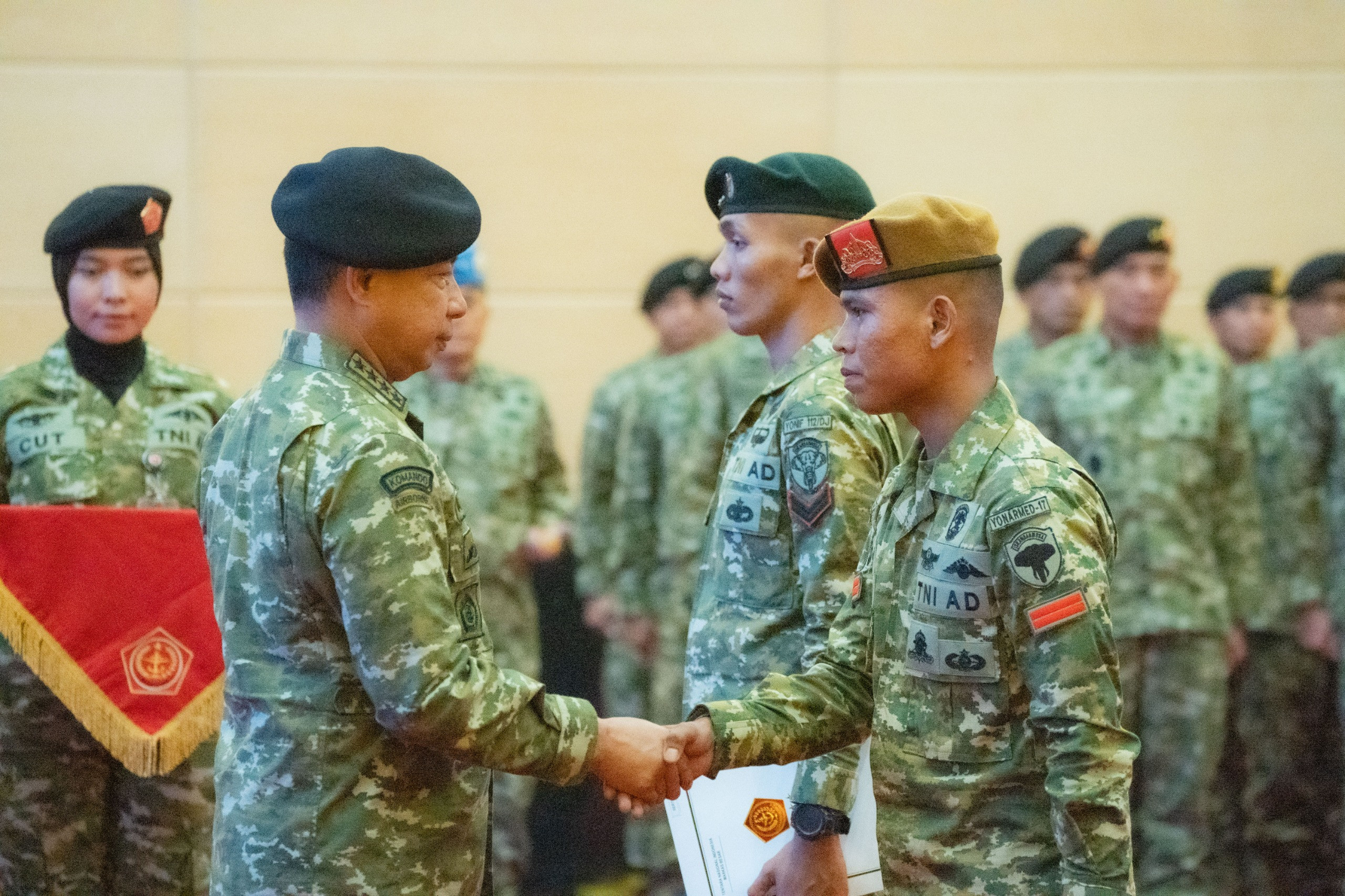 Panglima TNI Beri Penghargaan Istimewa Atas Aksi Heroik Dua Prajurit TNI di Masjid Baiturrahman