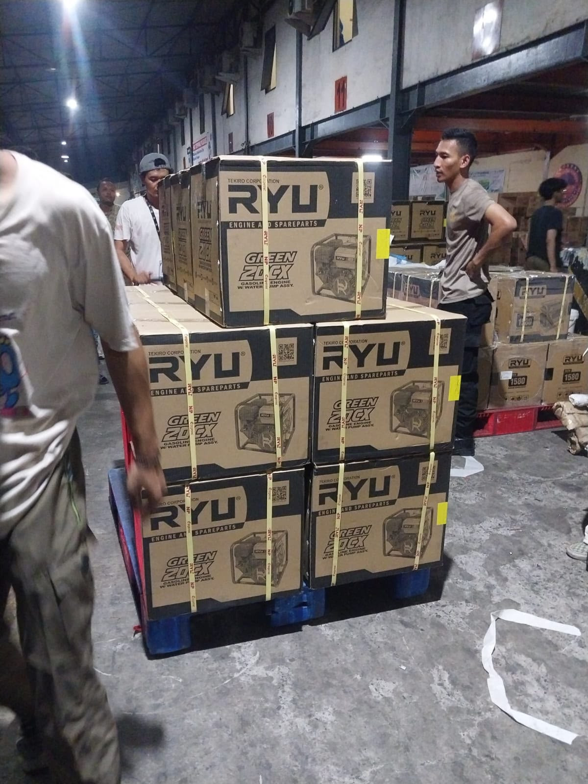 Bantuan Karhutla Polri Tiba di Kalbar, Distribusi ke Wilayah Lain Bertahap