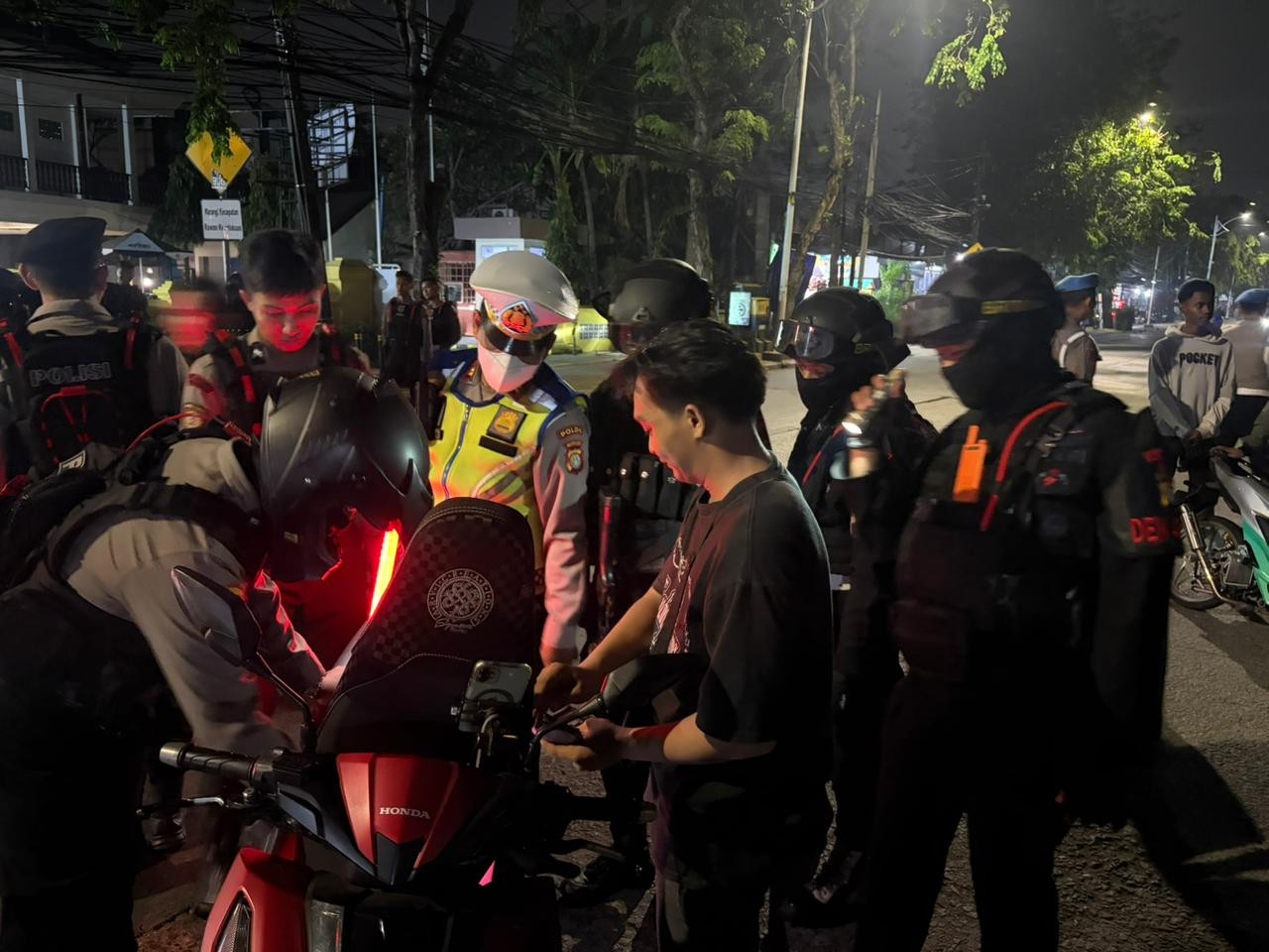 Patroli Jaga Jakarta Polres Metro Jakarta Utara Sisir Sejumlah Titik Rawan, Situasi Tetap Kondusif Hingga Pagi