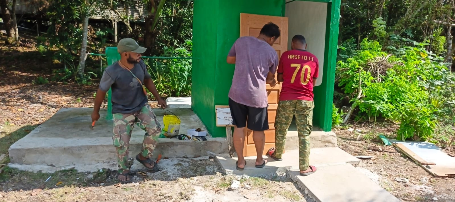 Rehab MCK Hampir Rampung, Satgas TMMD Ke-129 Kodim 1807/Sorong Selatan Tingkatkan Kualitas Sanitasi Warga Kampung Sesor