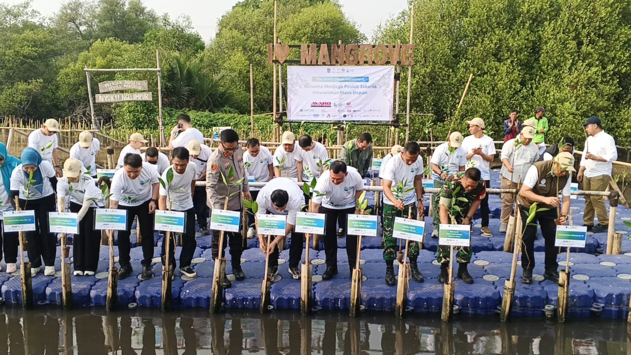 Polres Metro Jakut dan Forkopimko Jakarta Utara bersama HIPMI Tanam 3.000 Mangrove, Jaga Pesisir dan Masa Depan Jakarta