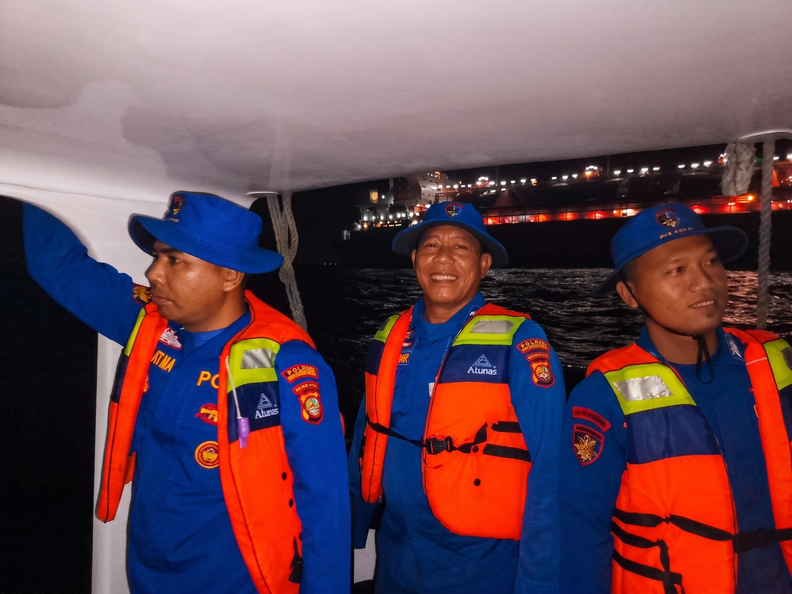 Jakarta On The Spot, Patroli Malam Laut Satpolairud Sambangi Penjaga Pulau dan Sosialisasikan Layanan Polisi 110
