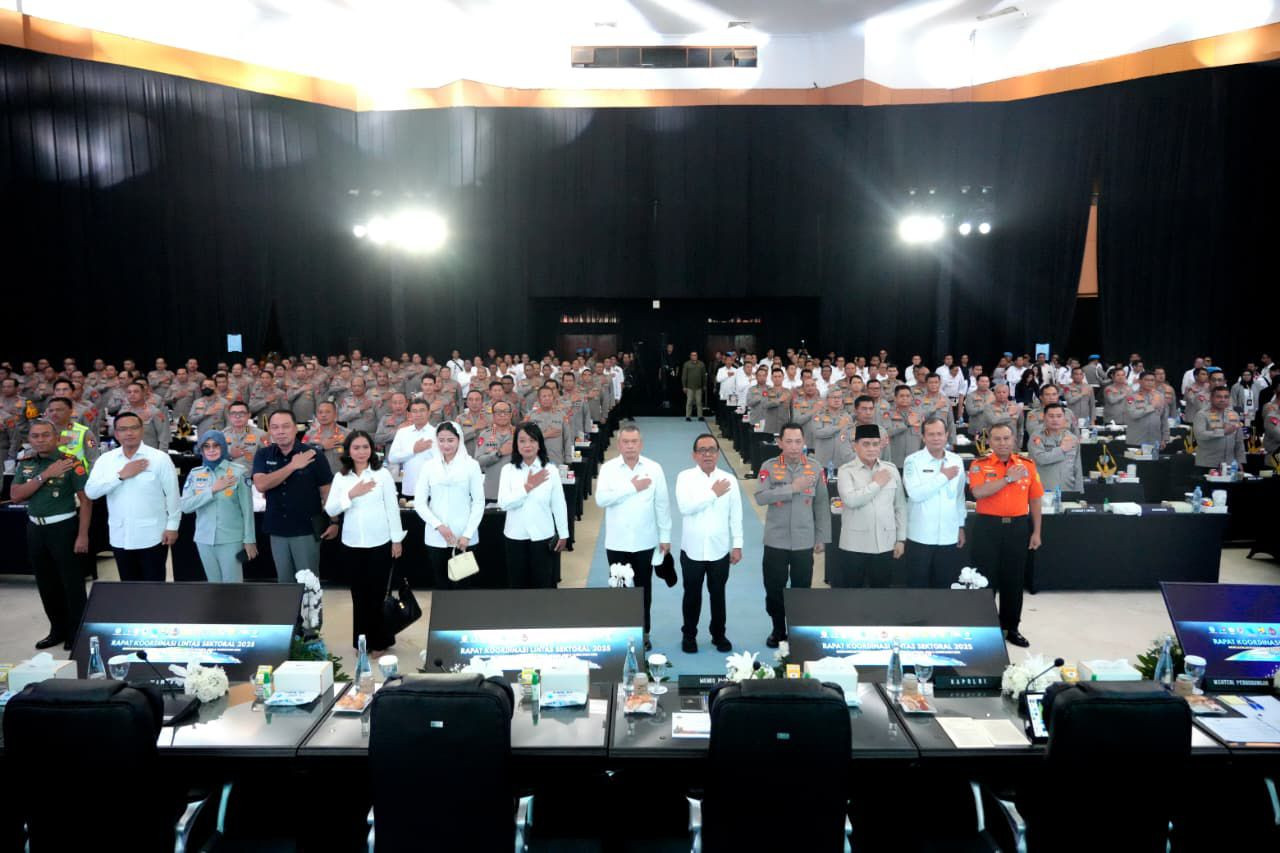 Operasi Lilin 2025: Polri Jaga Kenyamanan Sosial dan Spiritual Natal dan Tahun Baru