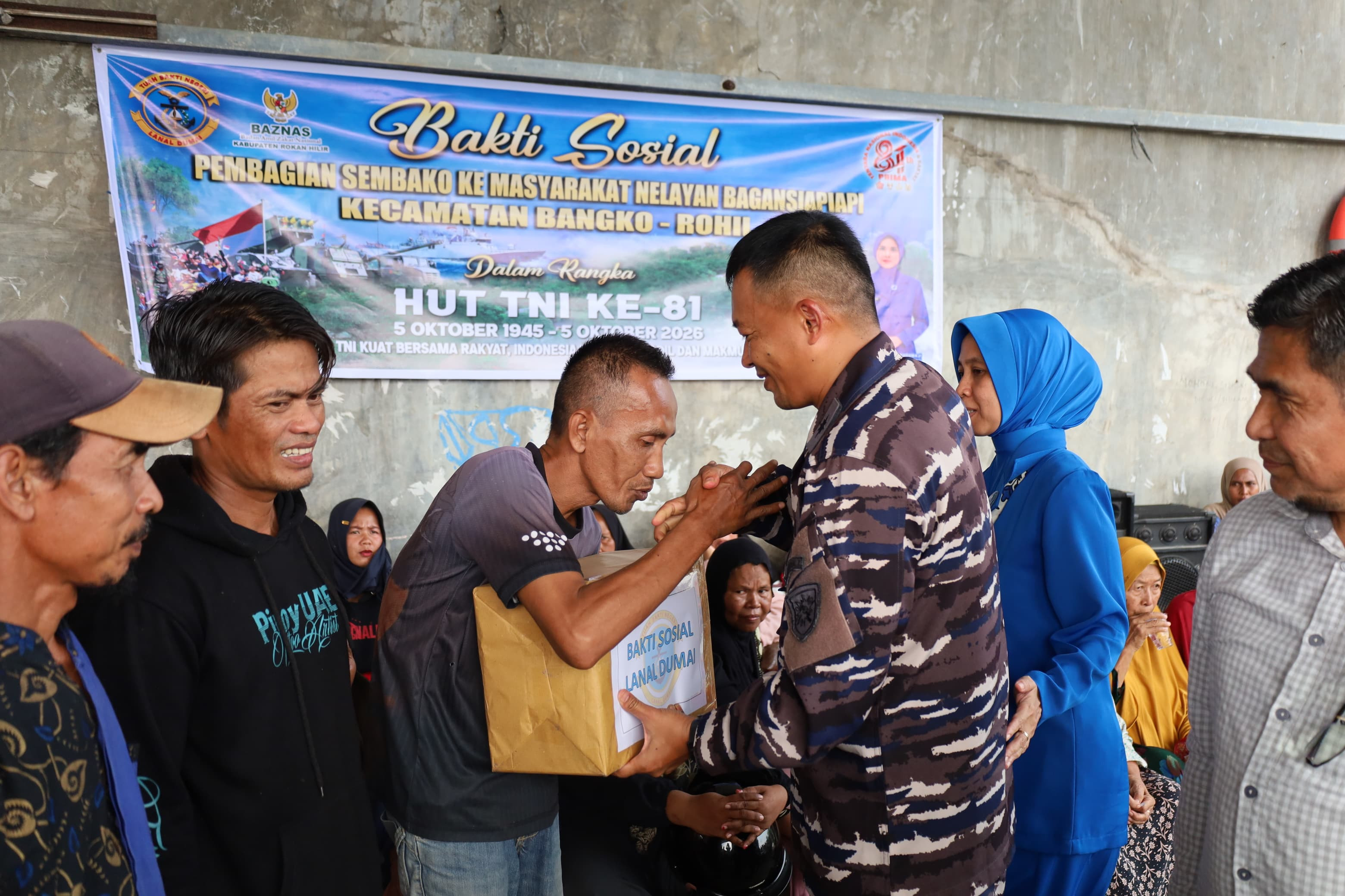 Dari Bagansiapiapi Hingga Panipahan, Danlanal Dumai Tebar Kepedulian Bagi Nelayan Kabupaten Rokan Hilir