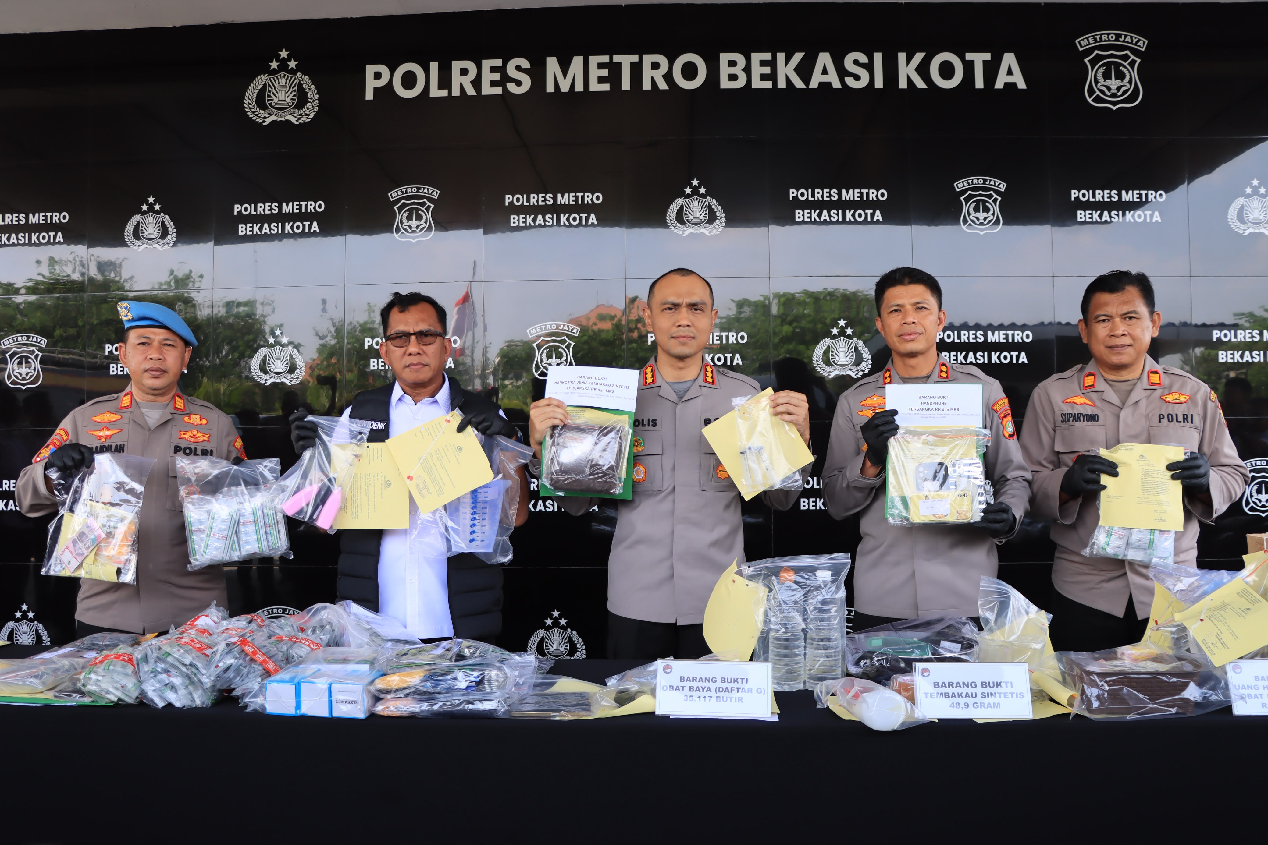 Polres Bekasi Kota Bongkar Modus Peredaran Narkoba Lewat DM Media Sosial, 99 Kasus Terungkap