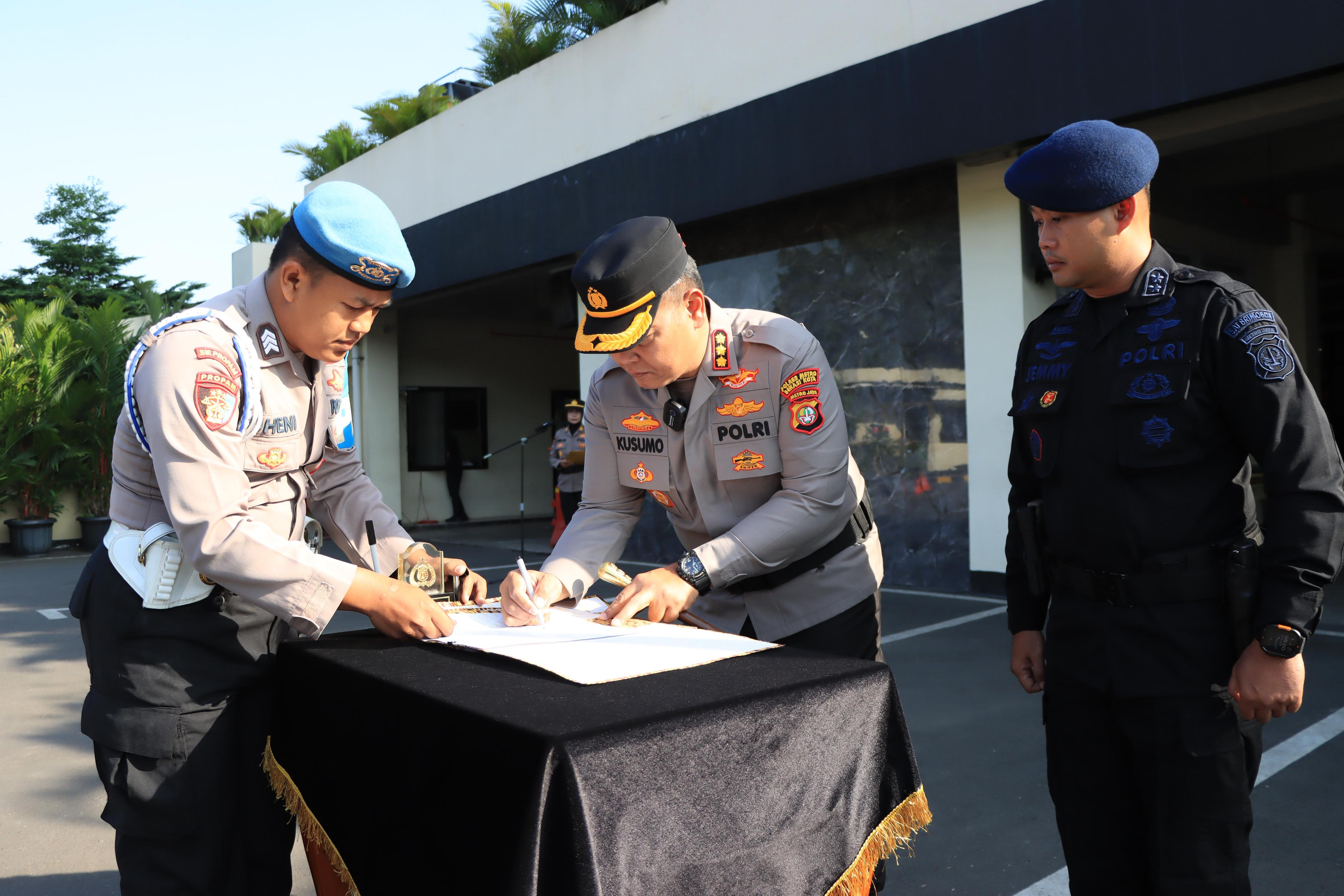 Serah Terima Mako Brimob, Perkuat Sinergi Jaga Keamanan Kota Bekasi