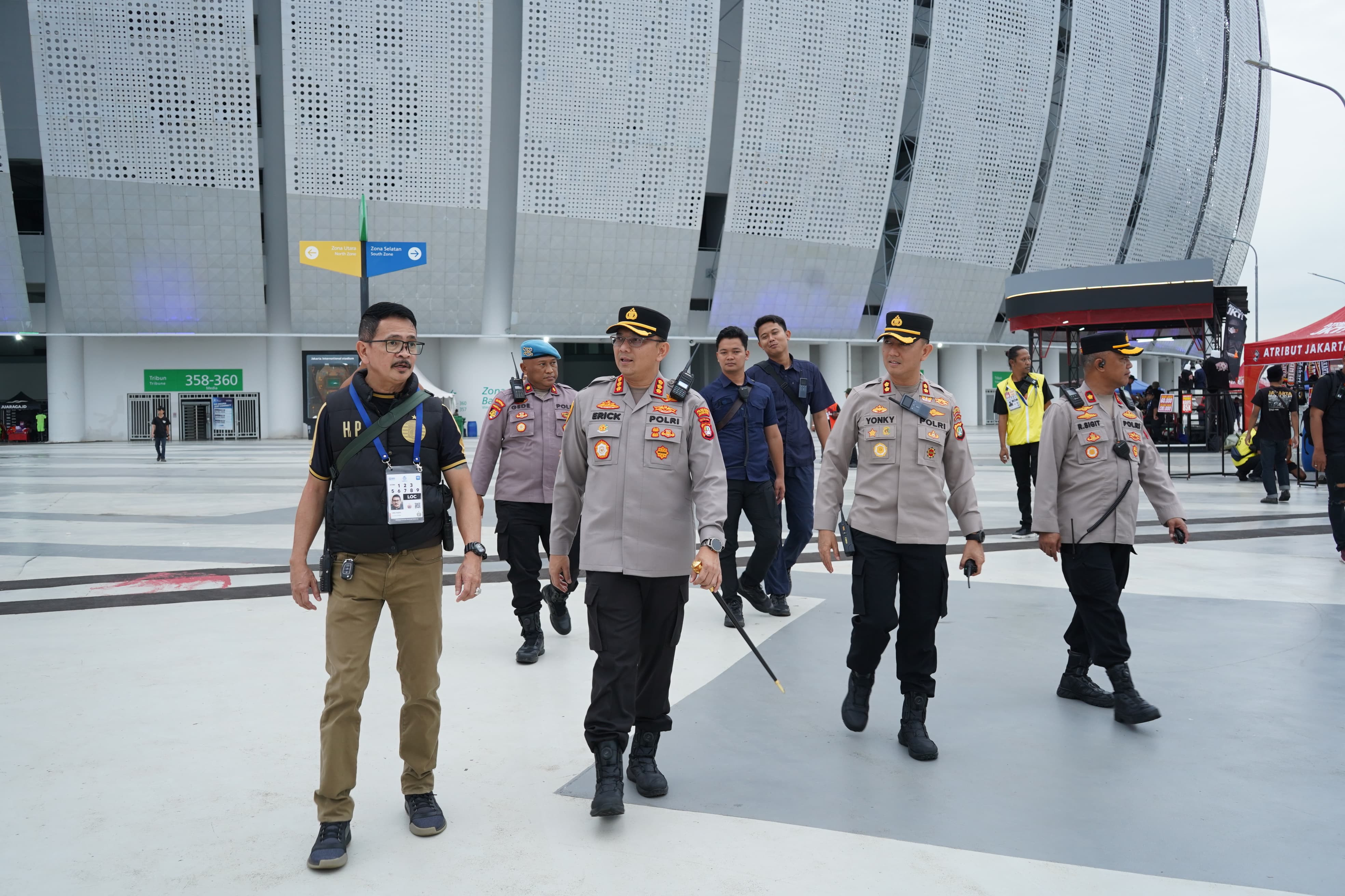 Pengamanan Ketat Laga Persija vs PSM di JIS, 1.121 Polisi Disiagakan Jaga Kondusivitas