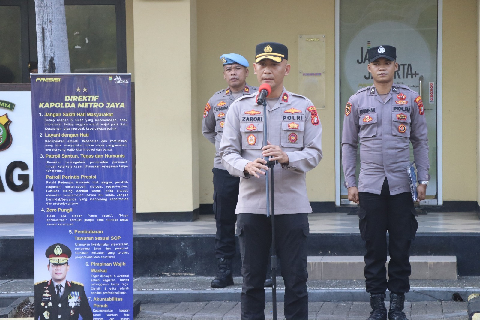 Apel Pagi Polres Kepulauan Seribu, Wakapolres Tekankan Pedomani Direktif Kapolda Metro Jaya