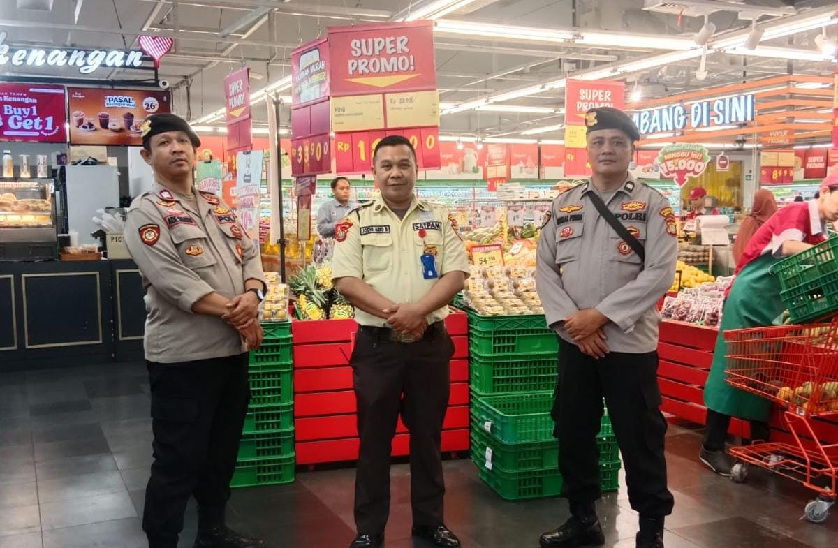 Polsek Rawalumbu Gelar Patroli Wilayah di Sentra Ekonomi dan Obyek Vital
