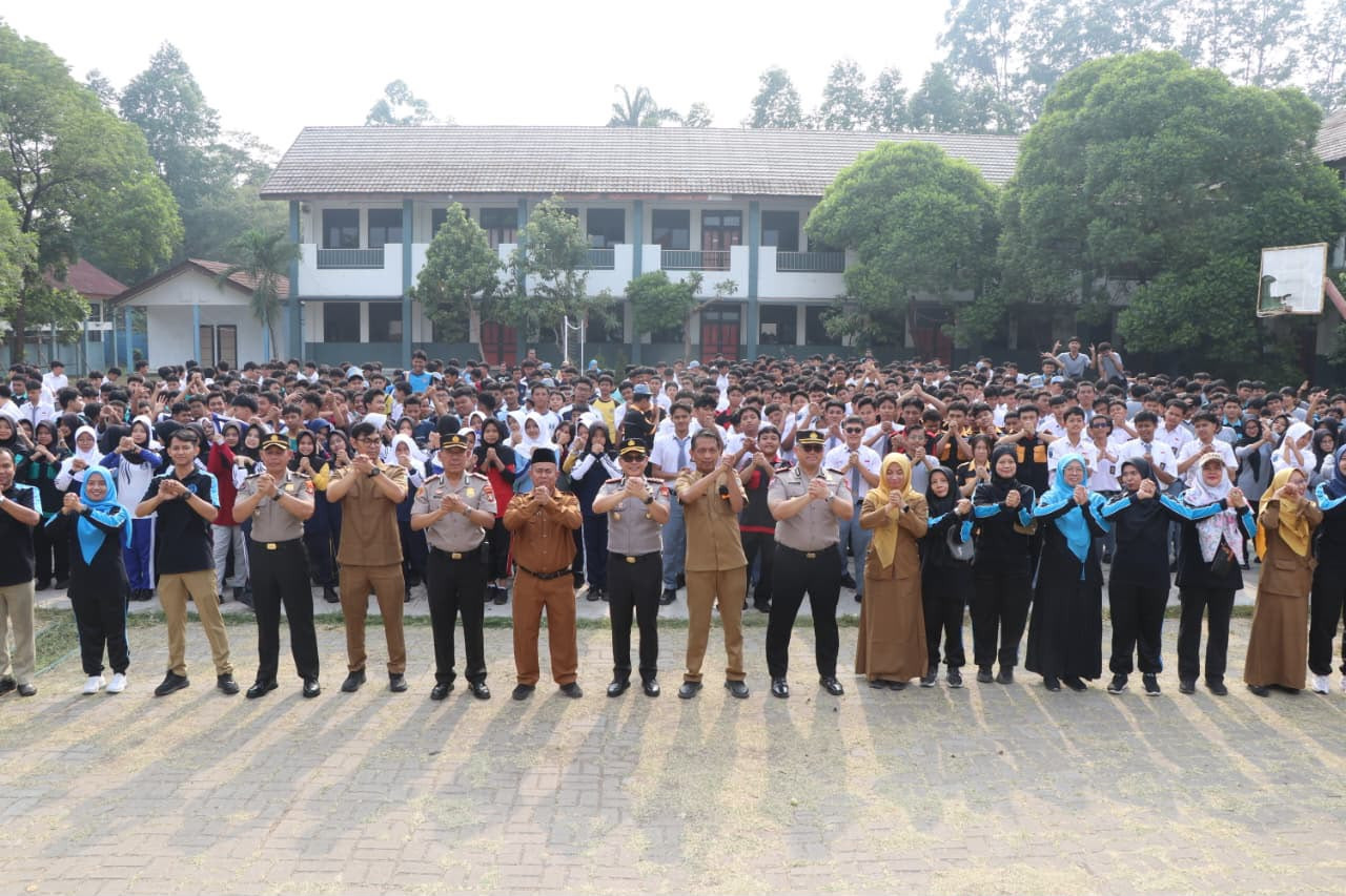 Kapolres Tangerang Kota Temui Siswa SMKN 4,Ingatkan Bahaya Narkoba hingga Geng Motor